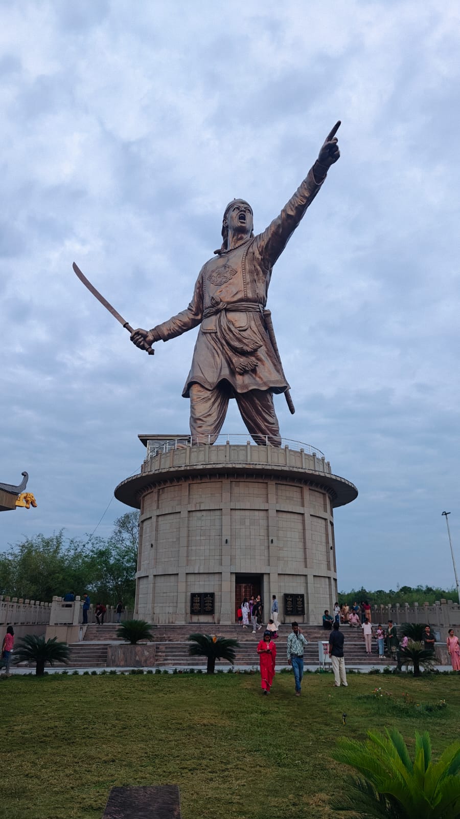Lachit Maidam
